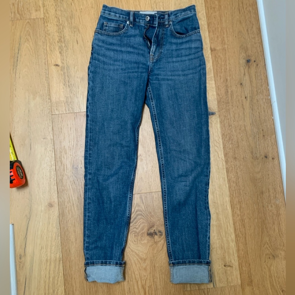 Everlane medium blue Straight Leg Jeans Cheeky 23 tall